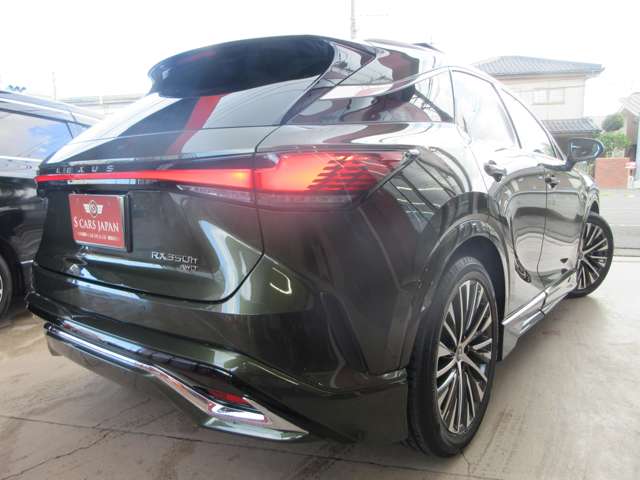 Lexus RX 7