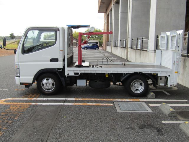 Mitsubishi Fuso Canter Guts 9