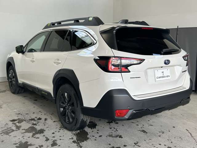 Subaru Legacy Outback 11