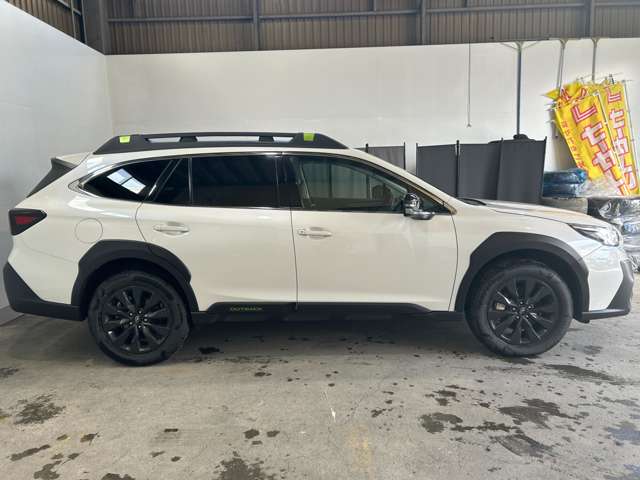 Subaru Legacy Outback 8