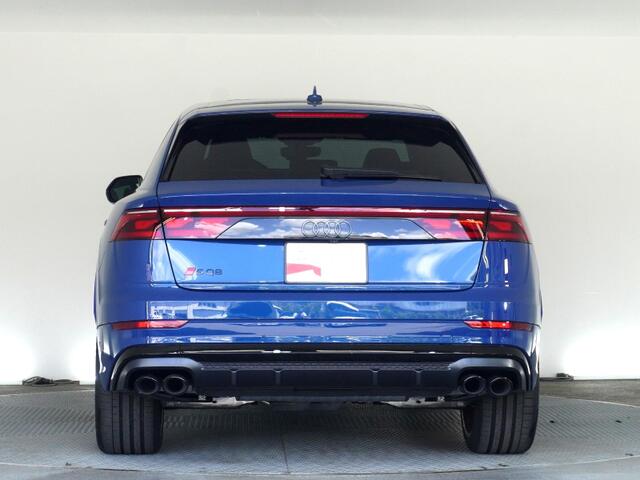 Audi SQ8 5