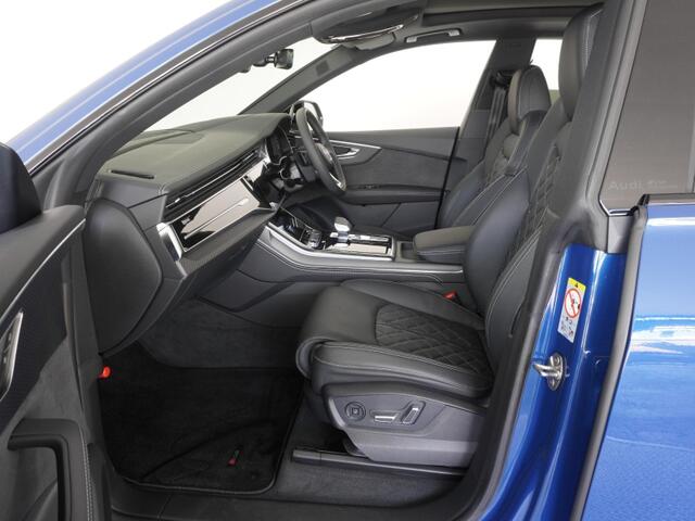 Audi SQ8 8