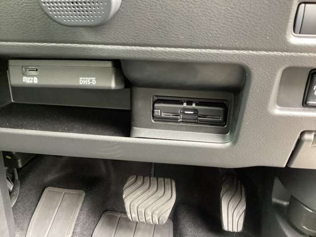 Mitsubishi Delica Mini 10