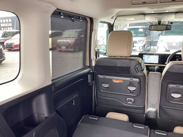 Mitsubishi Delica Mini 12