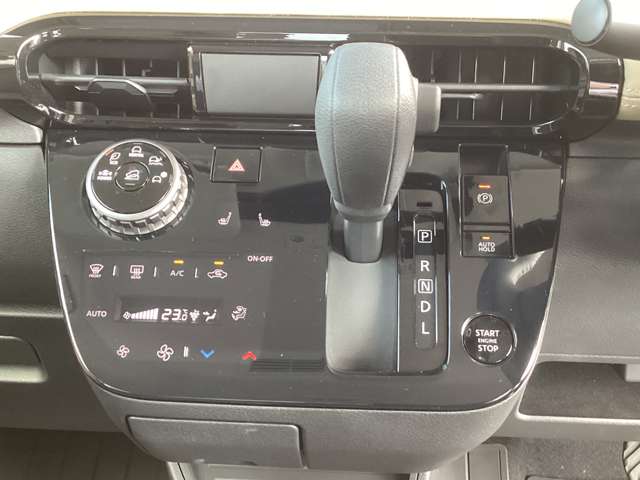 Mitsubishi Delica Mini 5