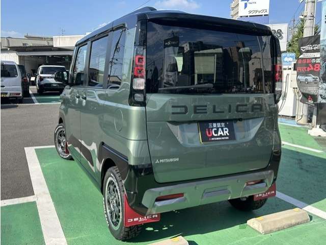Mitsubishi Delica Mini 4