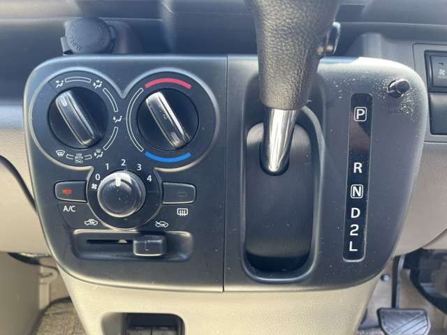 Suzuki Every 12