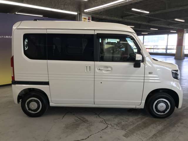 Honda N-VAN 9