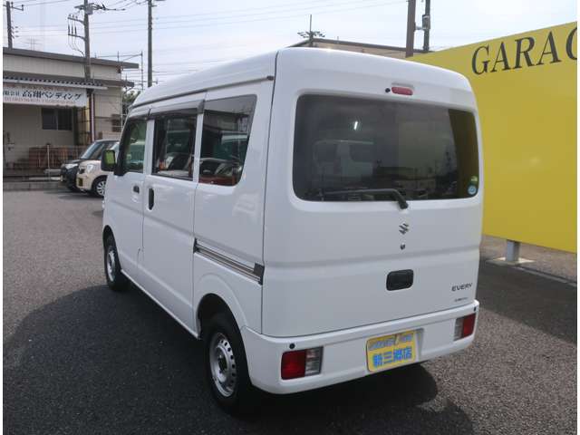 Suzuki Every 12