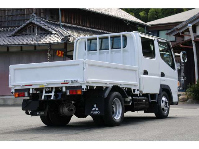 Mitsubishi Fuso Canter 7