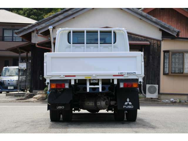 Mitsubishi Fuso Canter 8