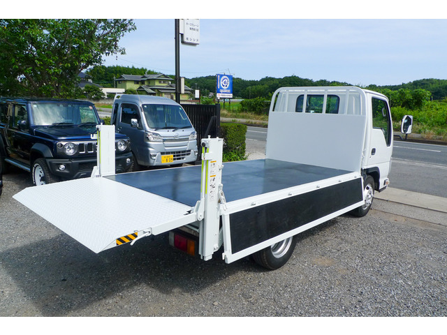 Isuzu Elf 12