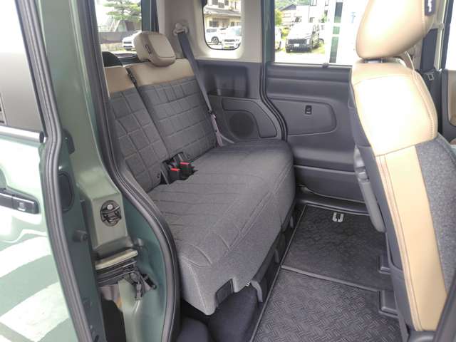 Mitsubishi Delica Mini 10