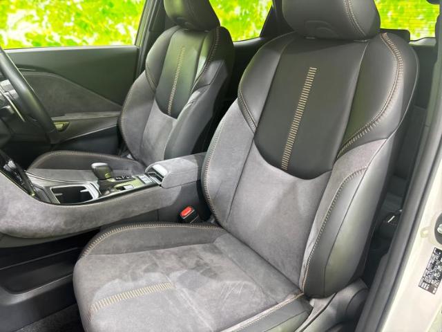 Lexus LBX 9