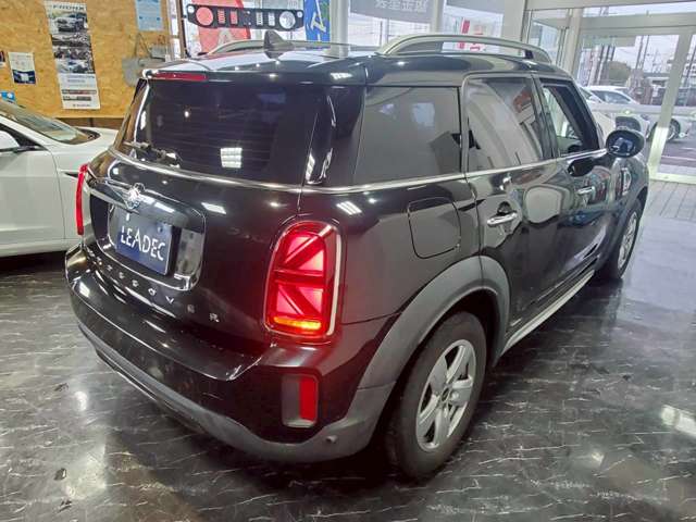 MINI Crossover 10
