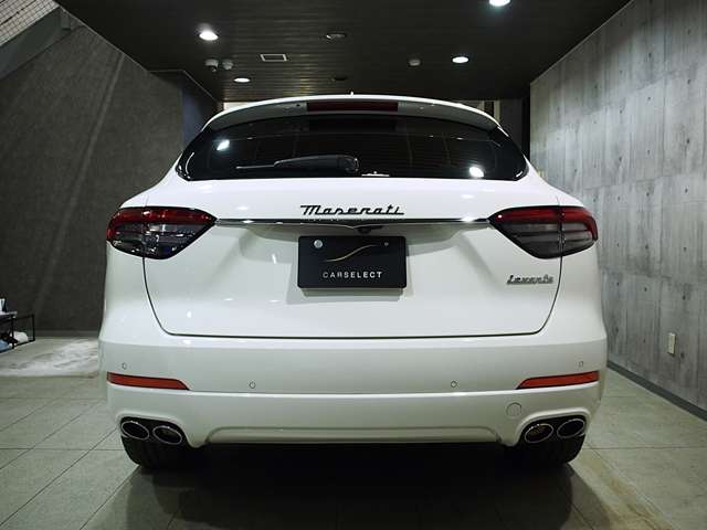 Maserati Levante 7