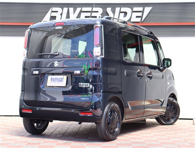 Suzuki Spacia Base 6