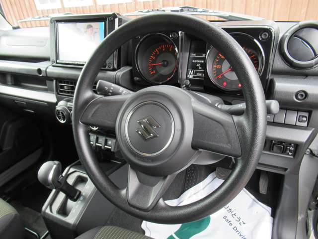 Suzuki Jimny 10