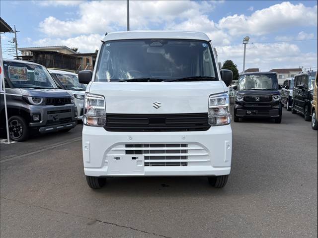 Suzuki Every 8