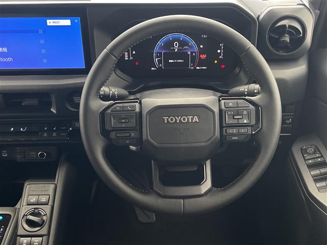 Toyota Land Cruiser FJ 10