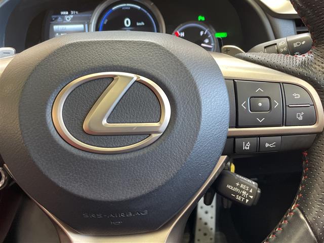 Lexus RX 8