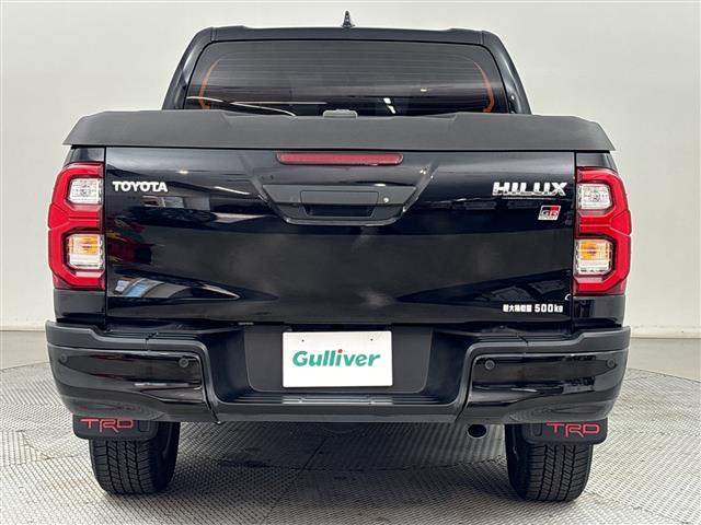 Toyota Hilux 8