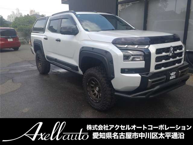 Mitsubishi Triton 4