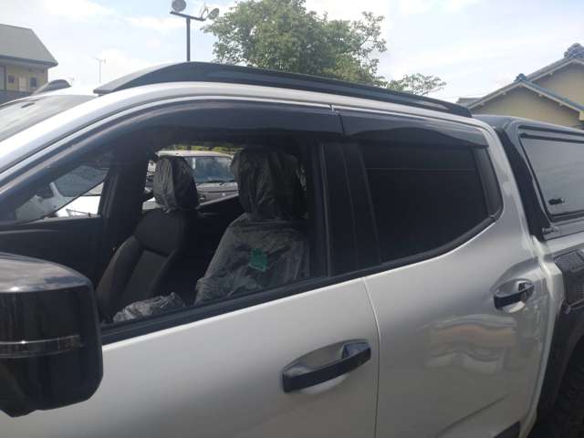 Mitsubishi Triton 7