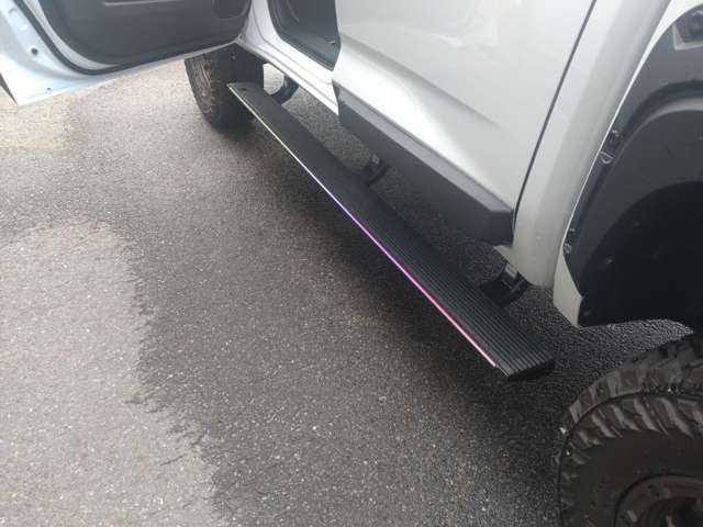 Mitsubishi Triton 8