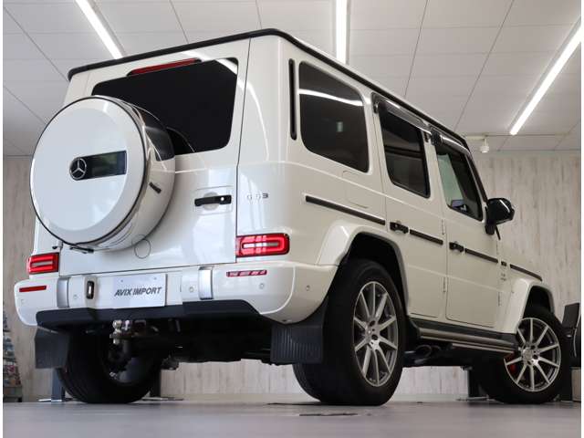 Mercedes-Benz G-Class 2