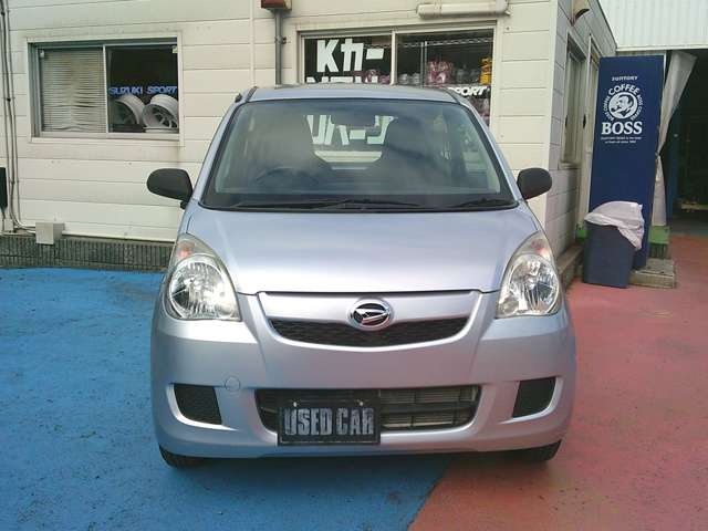 Daihatsu Mira 2