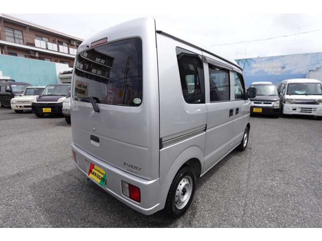 Suzuki Every 2