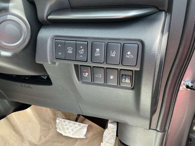 Mitsubishi Eclipse Cross 11