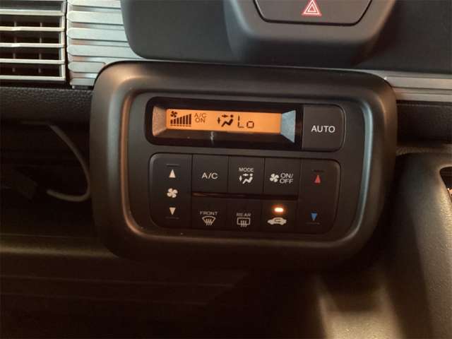 Honda N-VAN 10