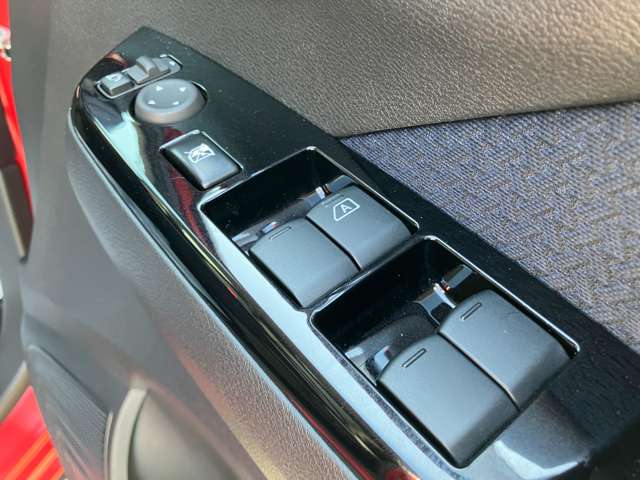 Mitsubishi eK X 12