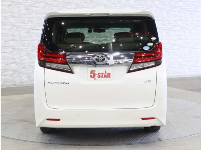 Toyota Alphard 11