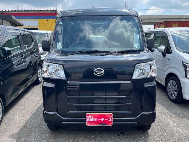Daihatsu Hijet Cargo 4