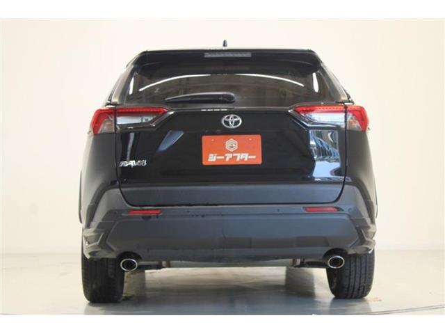 Toyota RAV4 12