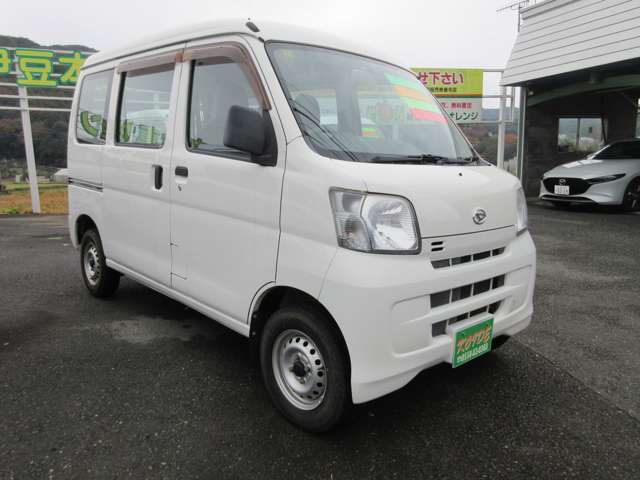 Daihatsu Hijet Cargo 4