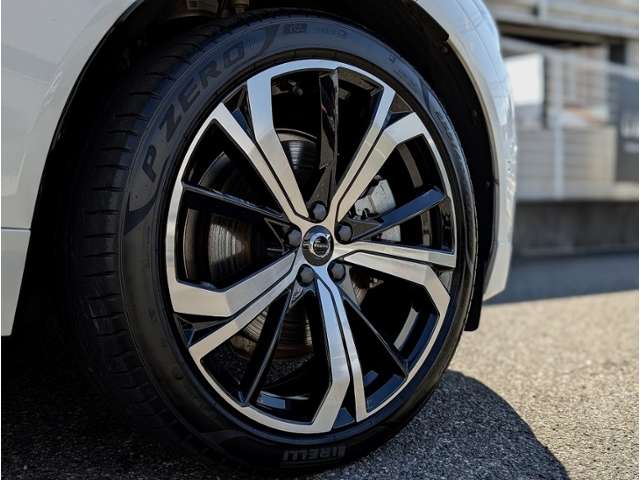 Volvo XC60 12