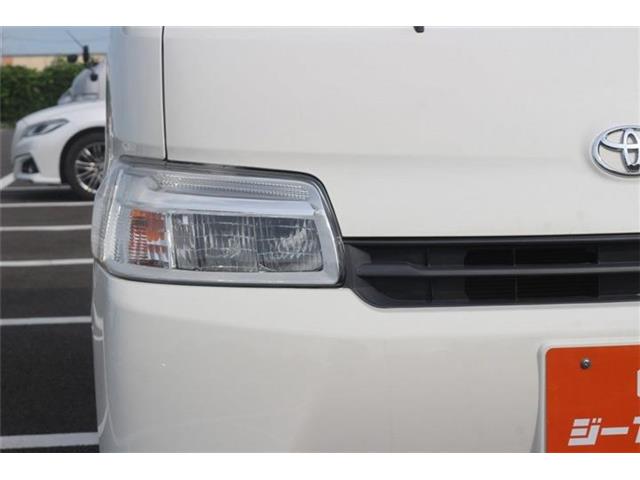 Toyota Town Ace Van 10