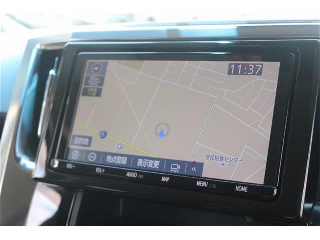 Toyota Alphard 3