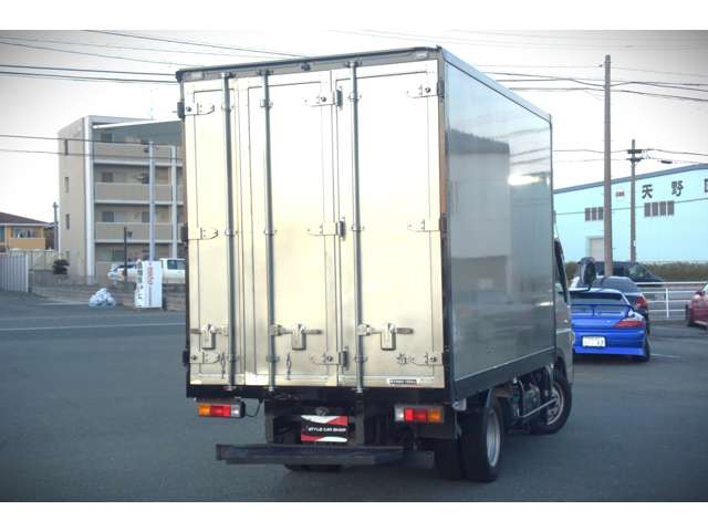 Mitsubishi Fuso Canter 7
