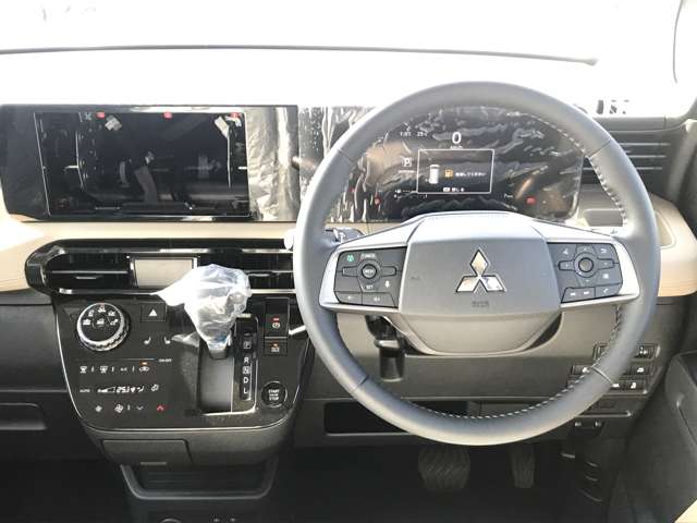 Mitsubishi Delica Mini 9