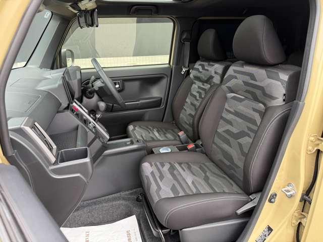 Daihatsu Taft 11