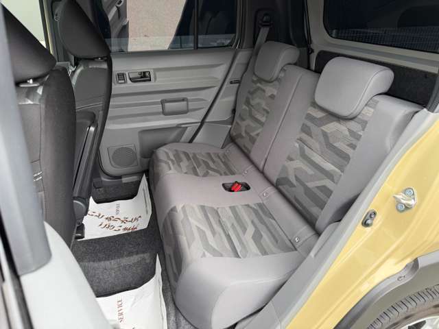 Daihatsu Taft 12