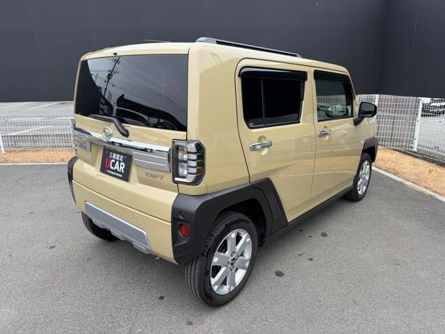 Daihatsu Taft 7