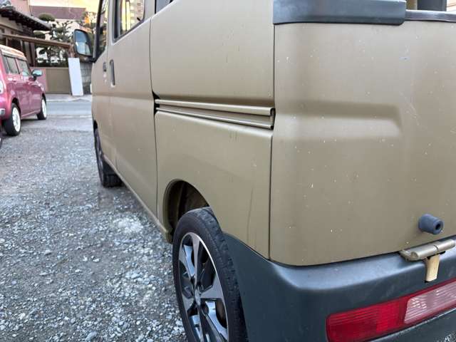 Daihatsu Hijet Deck Van 11