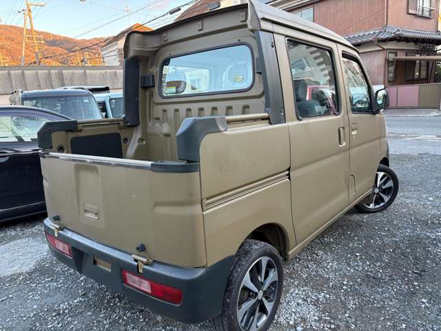 Daihatsu Hijet Deck Van 5