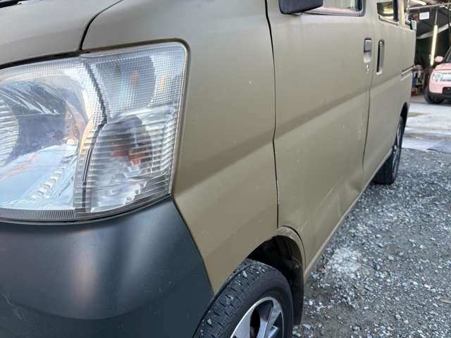 Daihatsu Hijet Deck Van 10